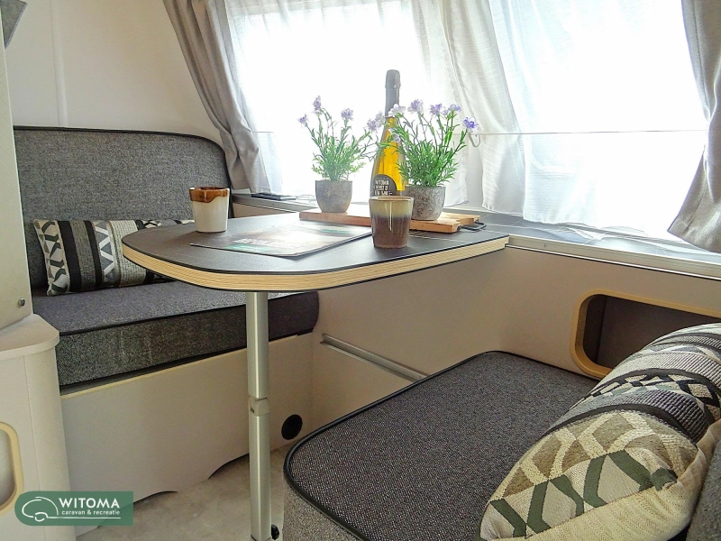 Eriba Triton Silver Edition 430 nieuwste uitvoering !  foto: 12