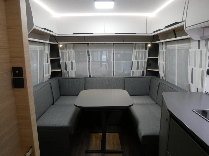 Fendt Apero 495 SFB GRATIS MOVER 