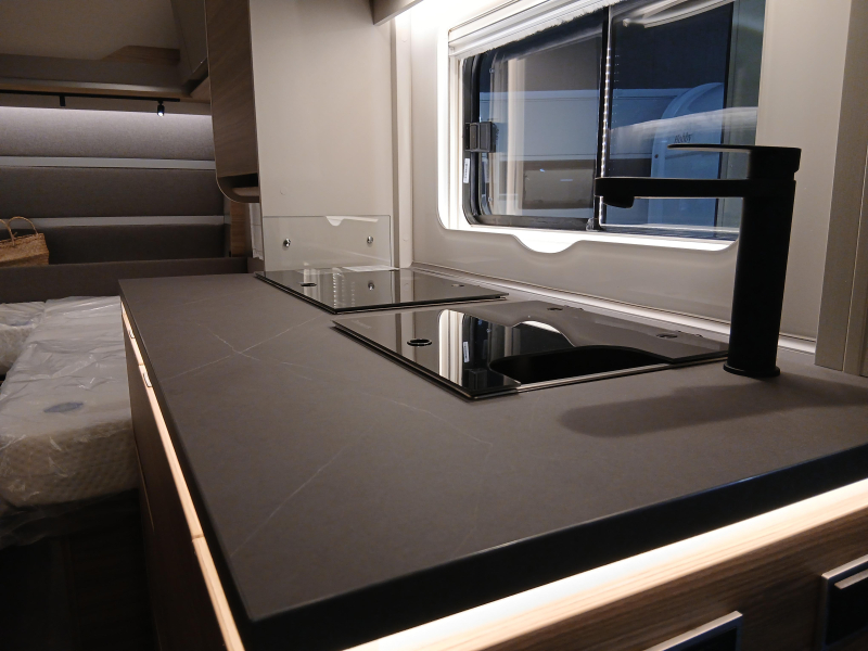 Dethleffs Nomad 460 EL  foto: 6