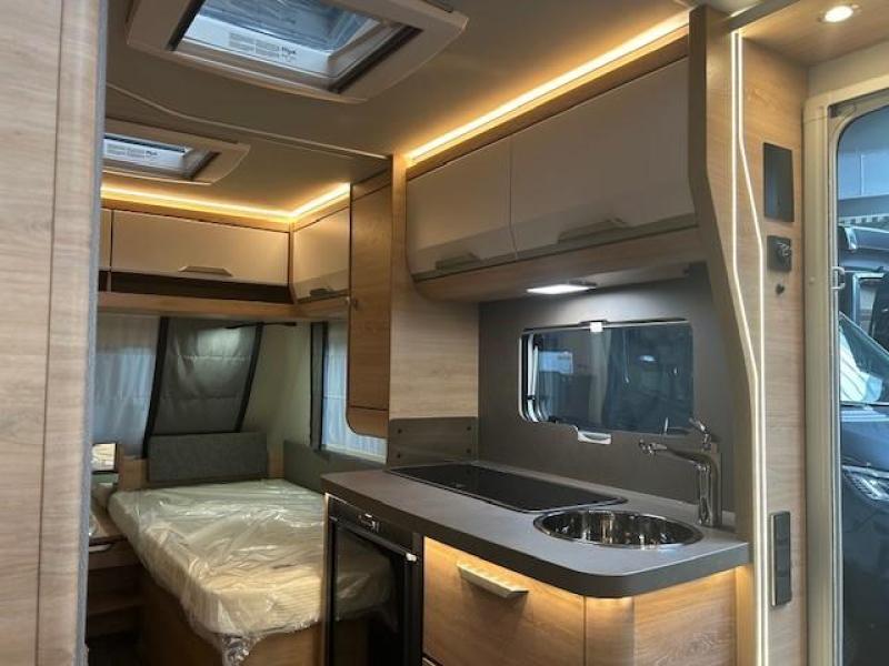 Knaus Sudwind Black Selection 460 EU  foto: 6