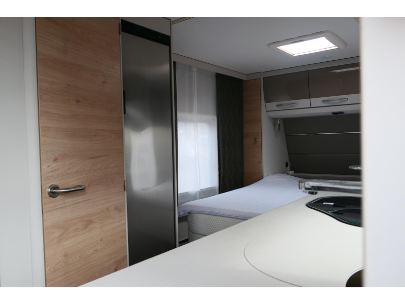 Dethleffs Nomad 530 DR zeer ruim met airco  foto: 6