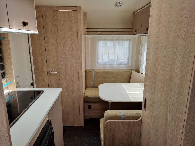 Adria Aviva 390 PS Lichtgewicht! 