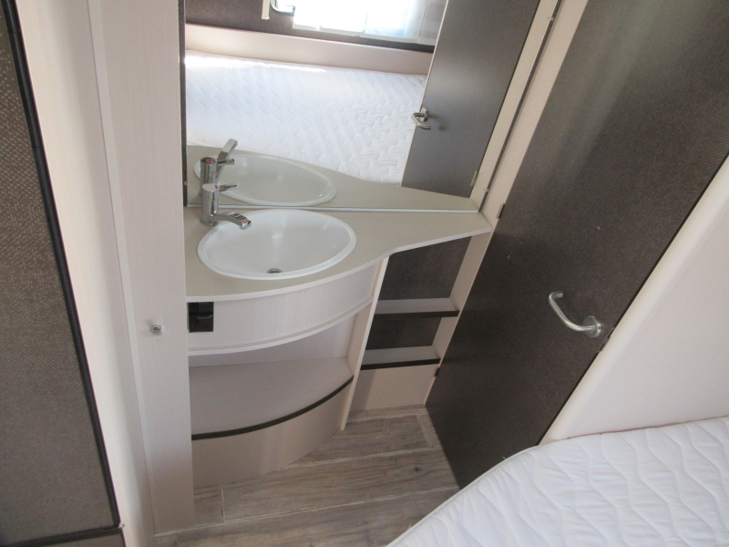 Dethleffs C'Go 495 FR MOVER, VOORTENT, LUIFEL  foto: 7