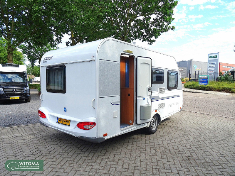 Knaus Sport 420 mover + voortent  foto: 15
