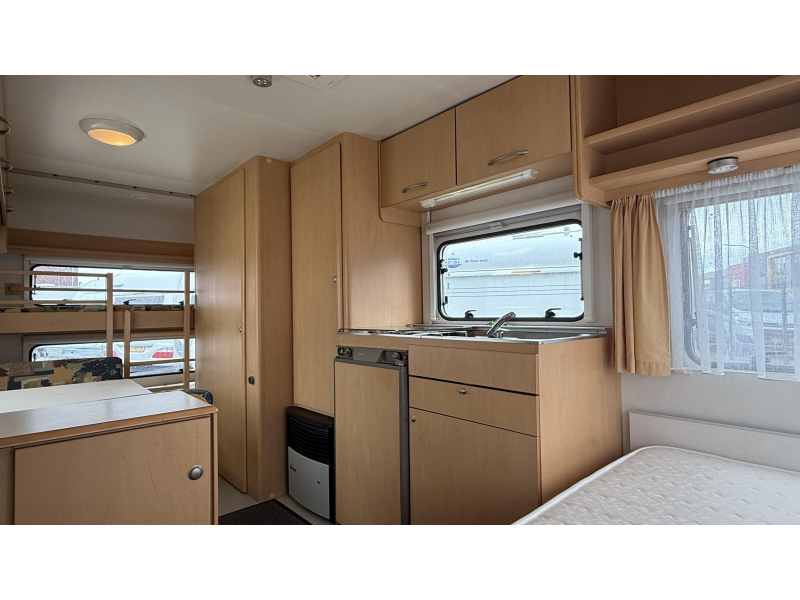 Delta Delta 4900 TK stapelbed zitgroep bed 