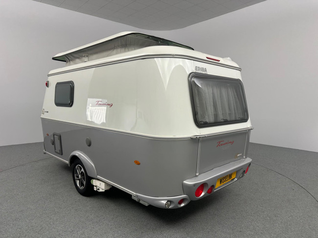 Eriba Touring Triton 430 60 Years Edition foto: 2