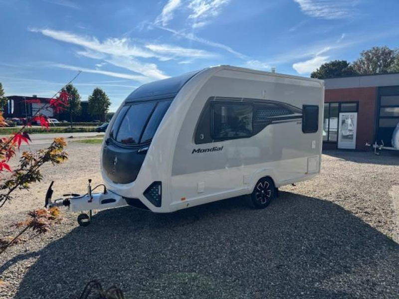 Sprite Mondial 370 SE compacte caravan sprite 
