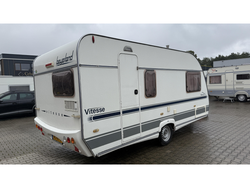 Beyerland Vitesse 460 MD eindkeuken zit vast bed  foto: 13