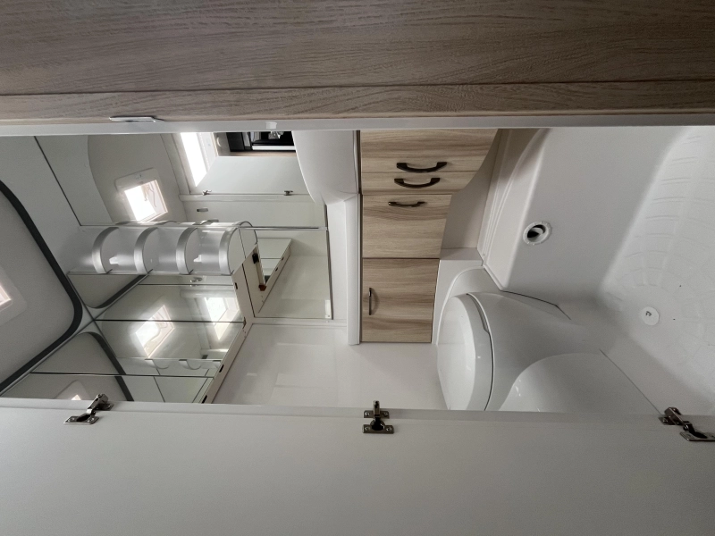 Hobby De Luxe 540 UL 1800kg-bedvebred-reswiel  foto: 9