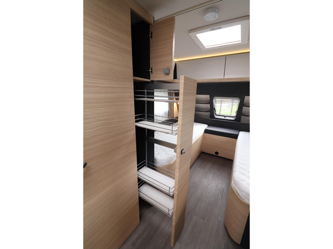 Hobby Maxia 585 UL Airco/mover/luifel/ Vol! foto: 14
