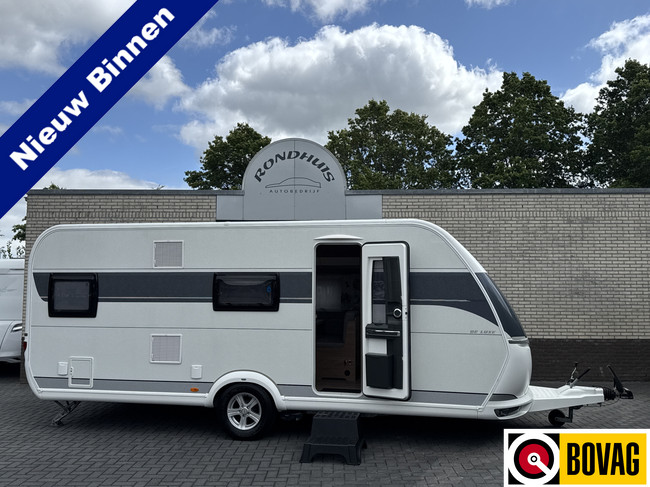 Hobby De Luxe 545 KMF met STAPELBED EN GARAGE **6 Slaapplaatsen/Truma Mover/1e eigenaar/Truma/Lichtmetalen velgen/Zeer nette caravan** foto: 0