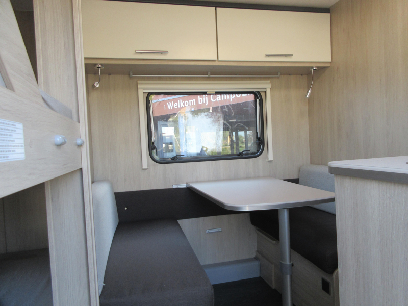 Caravelair Alba Family 426 MET DOREMA VOORTENT  foto: 9