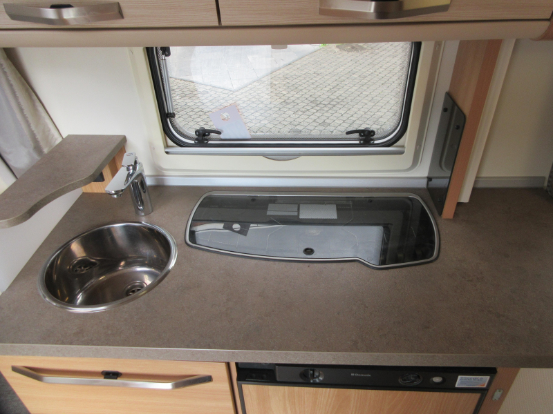 Knaus Sudwind 450 FU MOVER EN VOORTENT  foto: 7