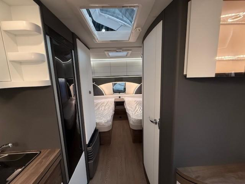 Hobby Excellent Edition 540 UL 1800 kg/ Bedverbreding/RW  foto: 14
