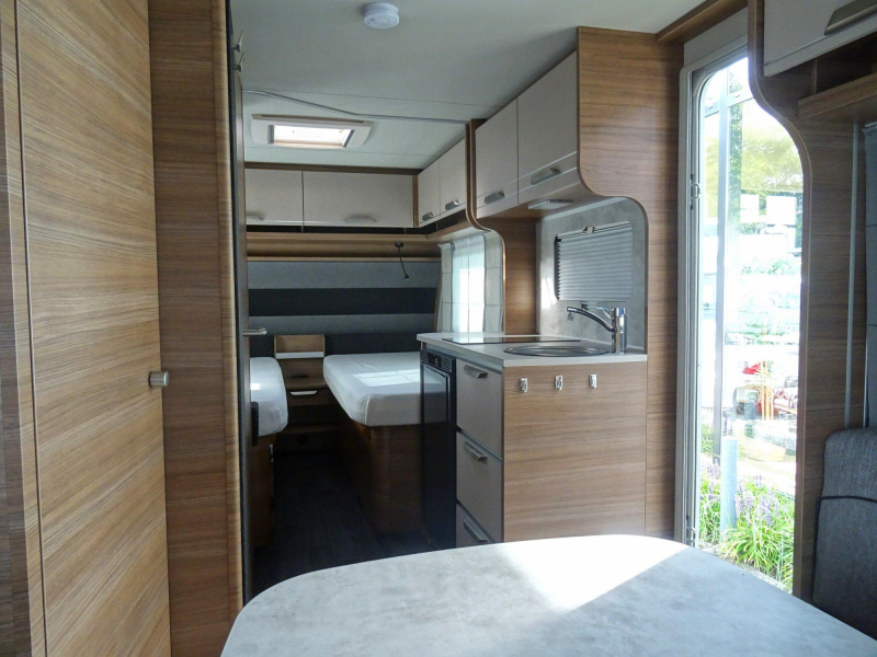 Knaus Sport E-Power Selection 500 EU zeer nette caravan  foto: 5