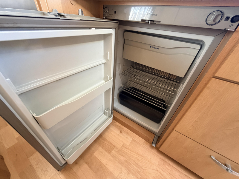 Knaus Sudwind Premium Line 500 EU Enk. bedden Mover Cas lui  foto: 6