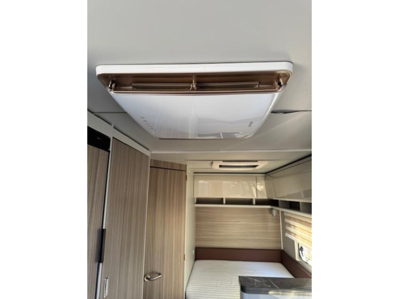 Bürstner Averso Harmony Line 465 TS mover airco fietsenrek  foto: 15