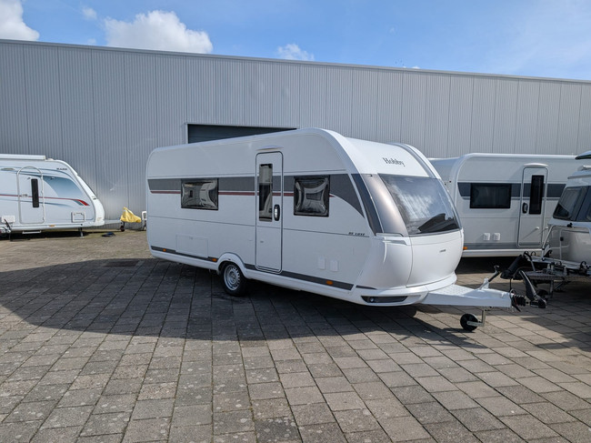 Hobby De Luxe 495 WFB