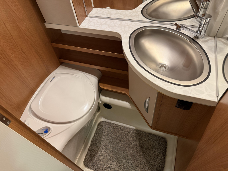 TEC Weltbummler Energy 473 TE 2 BEDDEN MOVER LUIFEL-TOP  foto: 13