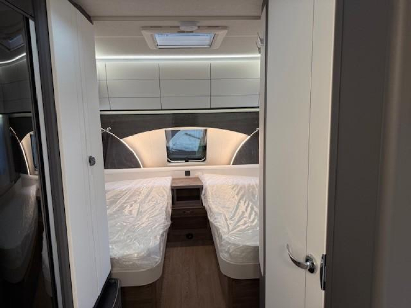 Hobby Excellent Edition 540 UL 1800 kg/ Bedverbreding/RW  foto: 13