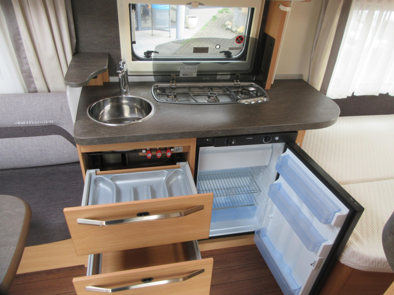 Knaus Sudwind 450 FU NETJES EN MET MOVER  foto: 10