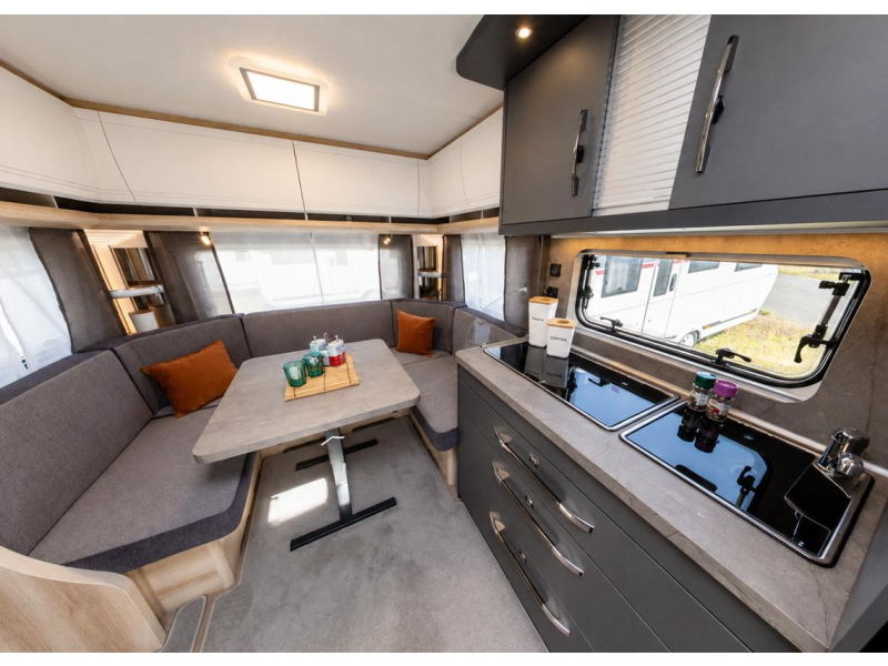 Hobby De Luxe 460 UFE  foto: 5