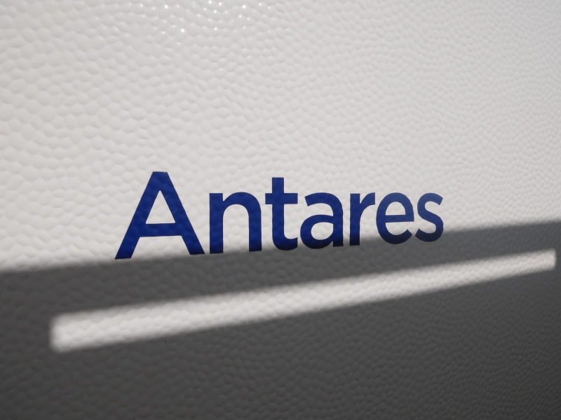 Caravelair Antares 470 mover 