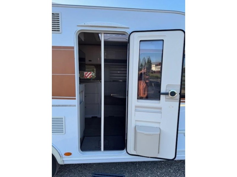 Bürstner Averso Harmony Line 465 TS mover airco fietsenrek  foto: 10