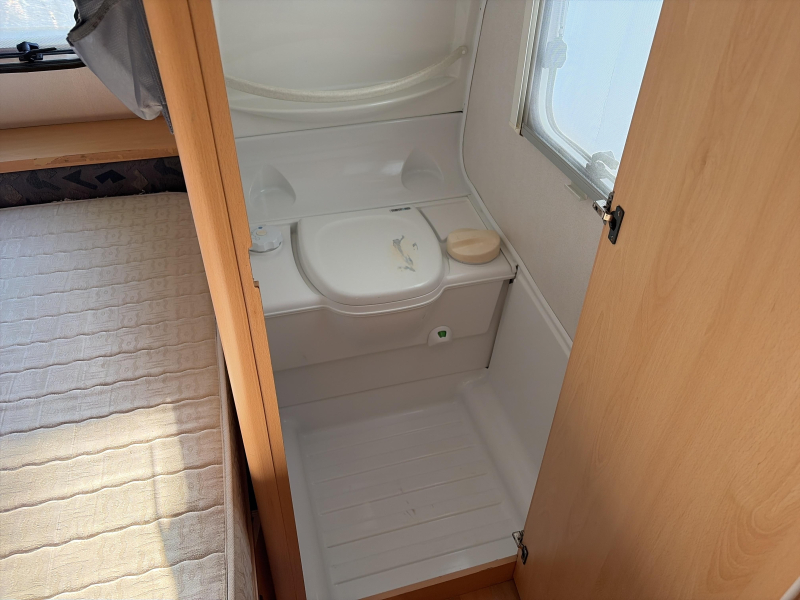 Chateau Calista 390 CT Mover/Voortent/Fietsdr.  foto: 4