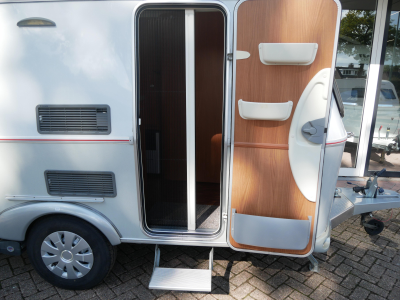 Eriba Touring Triton 420 Mover, fietsendrager  foto: 3