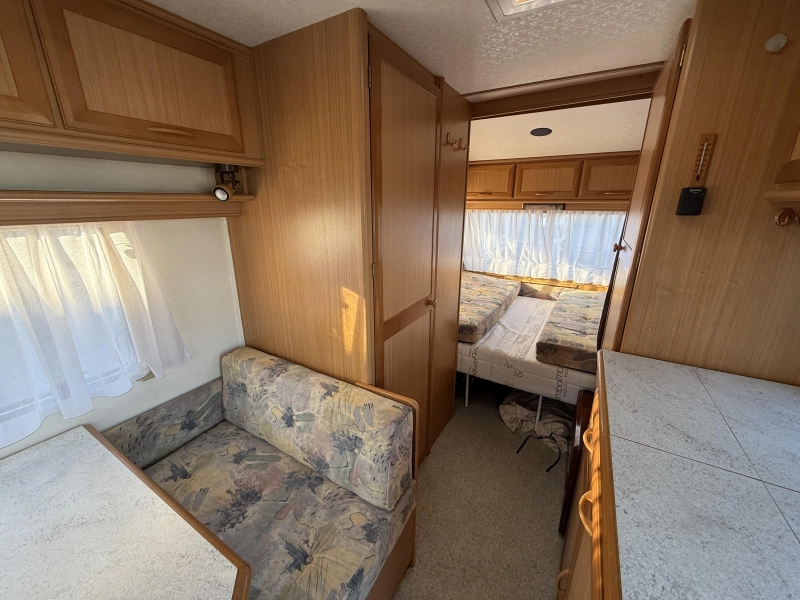 TEC Sprinter 450 Voortent en luifel 