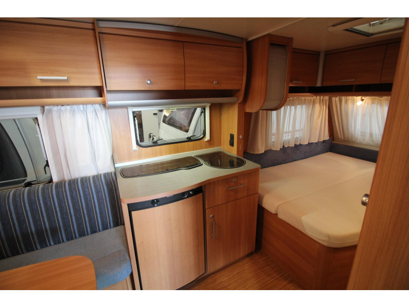Knaus Sport 450 FU Rondzit, Voortent,  foto: 7