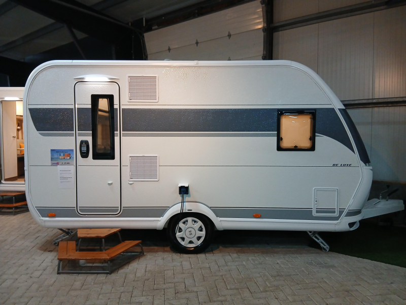 Hobby De Luxe 400 SFE  foto: 1