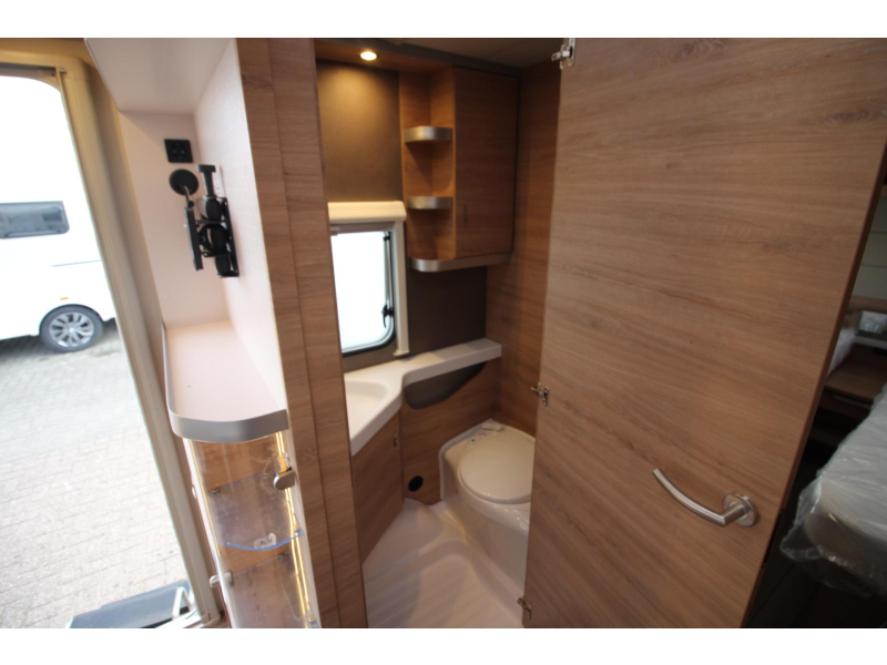 Knaus Sudwind Black Selection 540 UE Modeljaar 2027  foto: 17