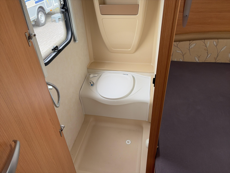 Adria Adora 512 UP Mover/Luifel/Fietsdr. 