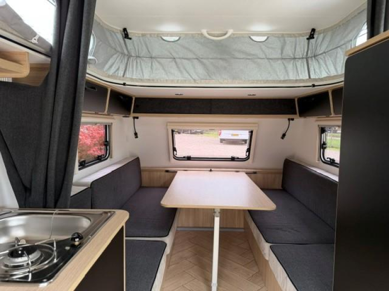 Caravelair Pop Top Mini Freestyle 320 licht compact elektrisch  foto: 10