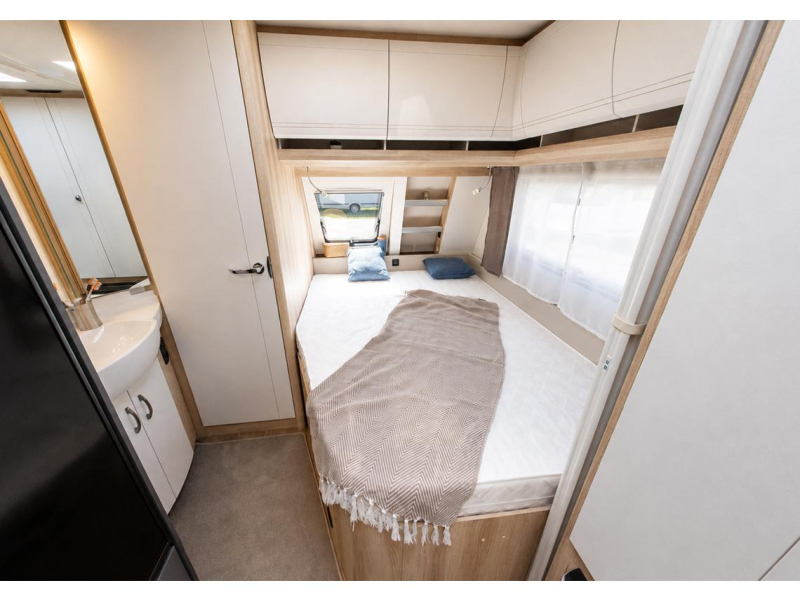 Hobby De Luxe 460 UFE 
