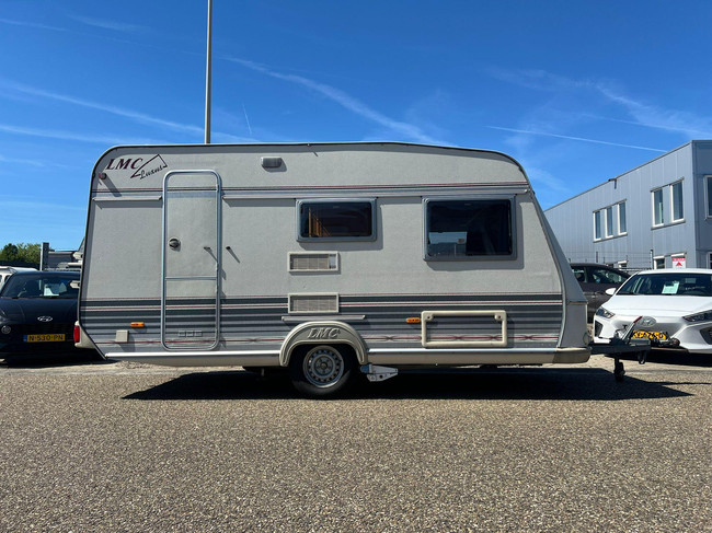 LMC 450 | Fietsenrek | Half Automatische Mover | Dinette | Voortent | Kachel