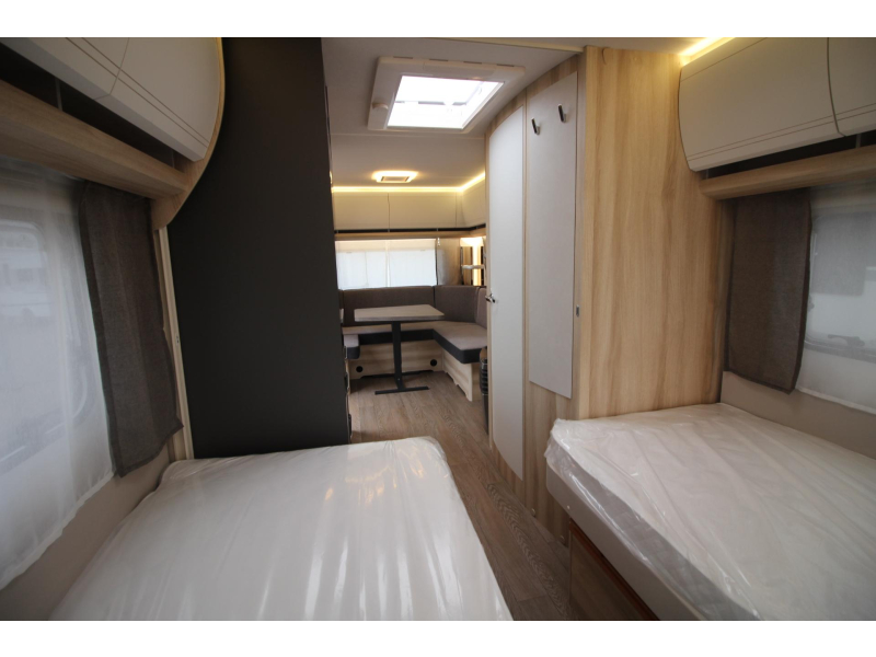 Hobby De Luxe 495 UL Enkele bedden & rondzit!  foto: 7
