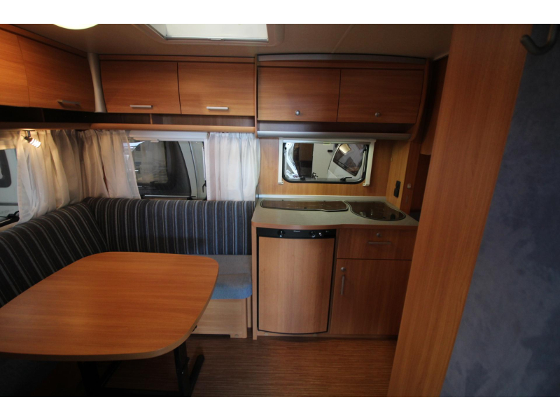 Knaus Sport 450 FU Rondzit, Voortent,  foto: 5