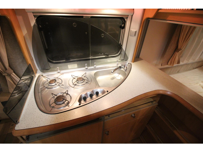 Beyerland Sprinter Sport 450 FB Mover,Voortent,Fietsenrek  foto: 13