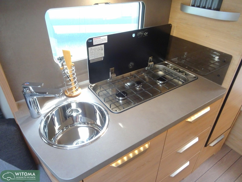 Knaus Sudwind Black Selection 500 FU 50 jaar Witoma voordeel!  foto: 9