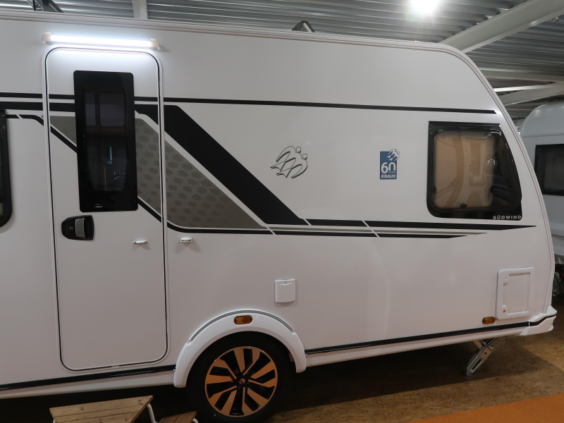 Knaus Sudwind 60 Years 450 FU 