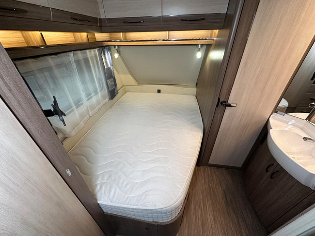 Hobby De Luxe 460 UFe foto: 4