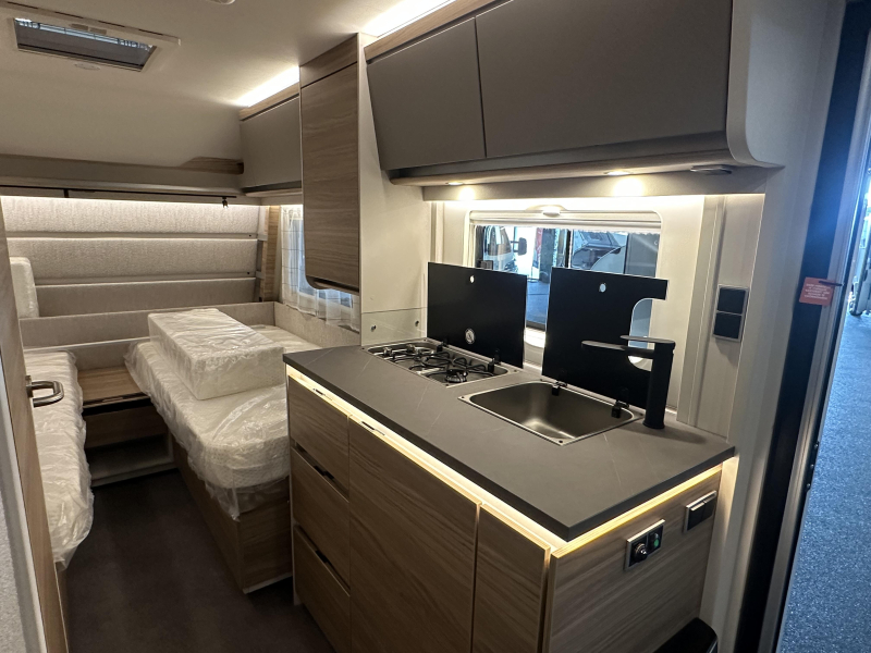 Dethleffs Nomad 460 EL vloerverwarming / ATC  foto: 14