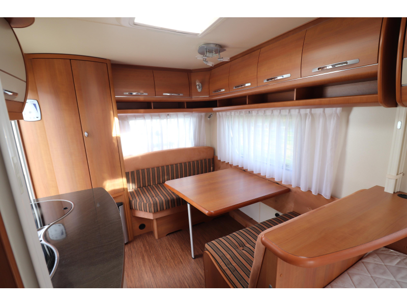 Hobby Excellent 410 SFE Mover/ Luifel/ Voortent  foto: 14