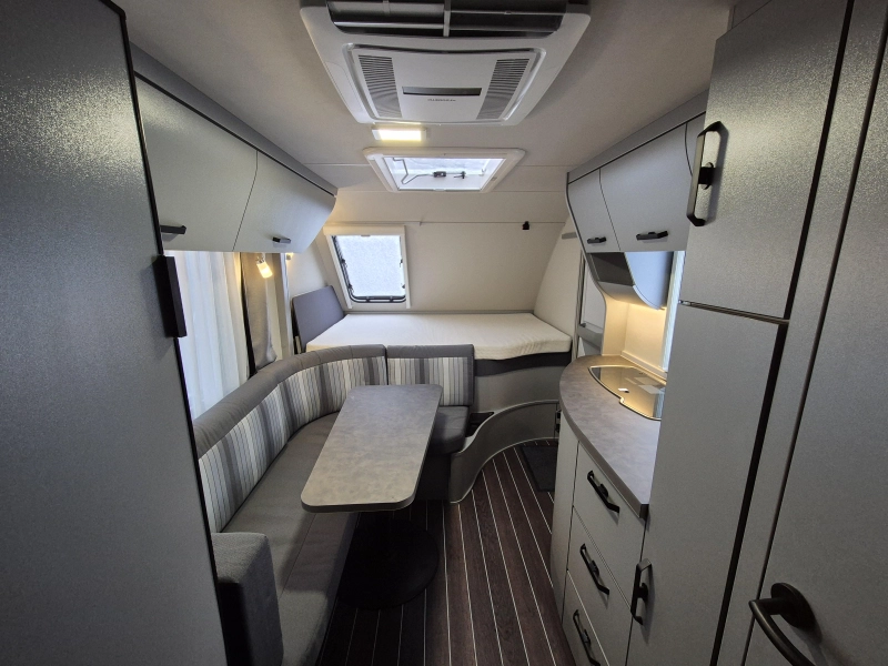 Knaus Sport en Fun 480 QL mover, airco, luchttent  foto: 9