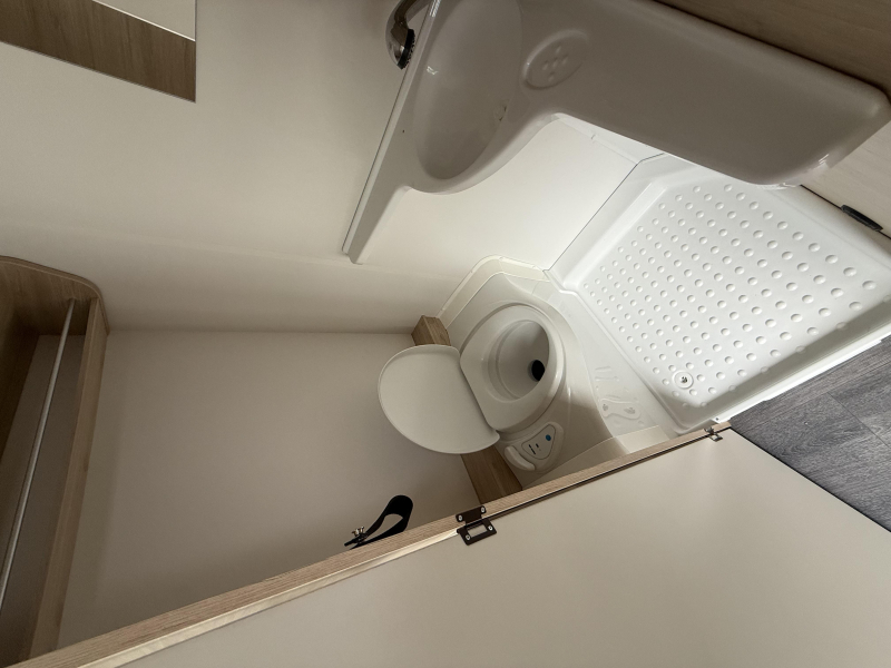 Caravelair Alba 400 VASTBED TREINZIT LUIFEL  foto: 17