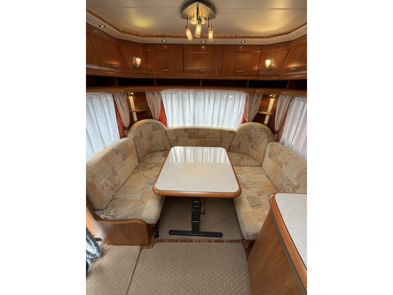 Hobby Excellent 460 UFE Mover Luifel Voortent  foto: 20