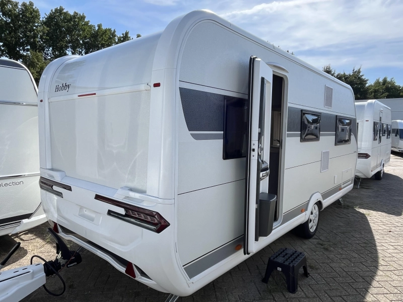 Hobby De Luxe 540 KMFE 1800kg - reservewiel  foto: 1